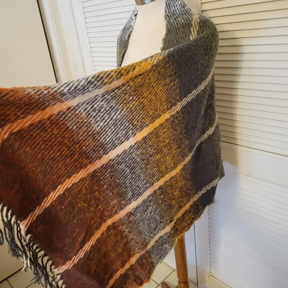 Studio Patterned Shawl Scarf Acrylic Cozy Warm Fringe Ends Autumn Layering